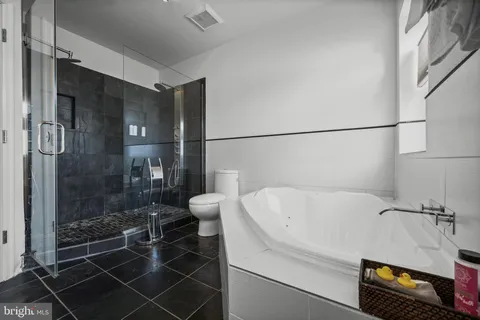 $1,200,000 | 210 South High Street, Baltimore, MD 21202