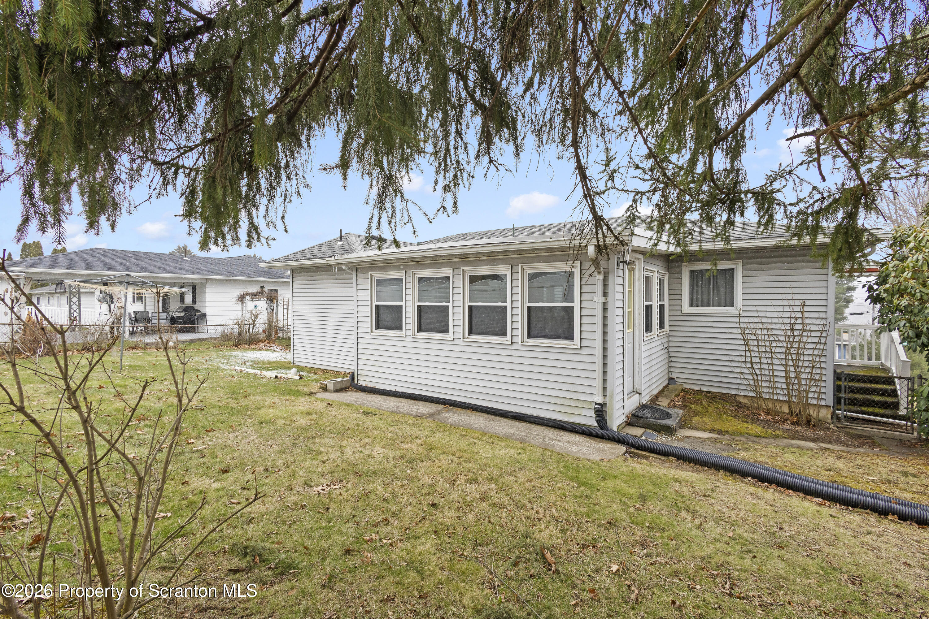 224 Dale Avenue Scranton, PA 18504 - Photo 6 of 30 Yard