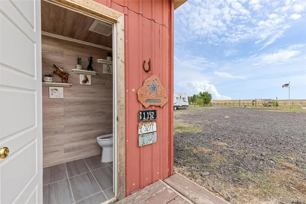 $665,000 | 23758 No Mans Land Drive, Deer Trail, CO 80105
