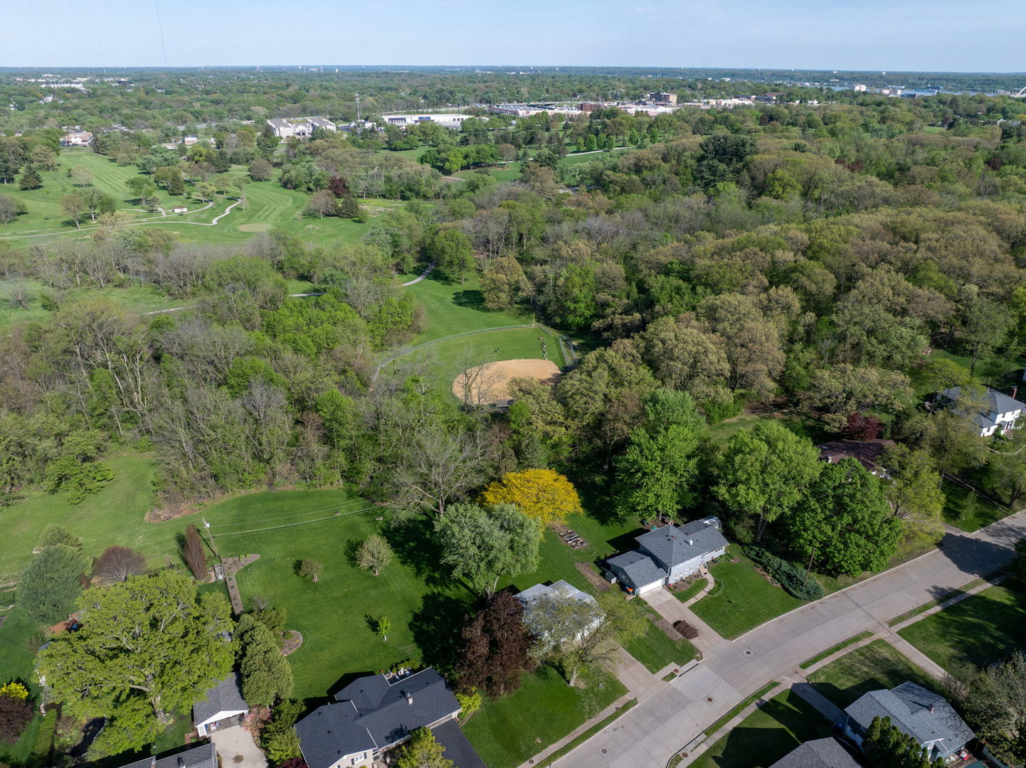 2625 Fairhaven Road Davenport, IA 52803 - Photo 34 of 41 Gallery Image 34