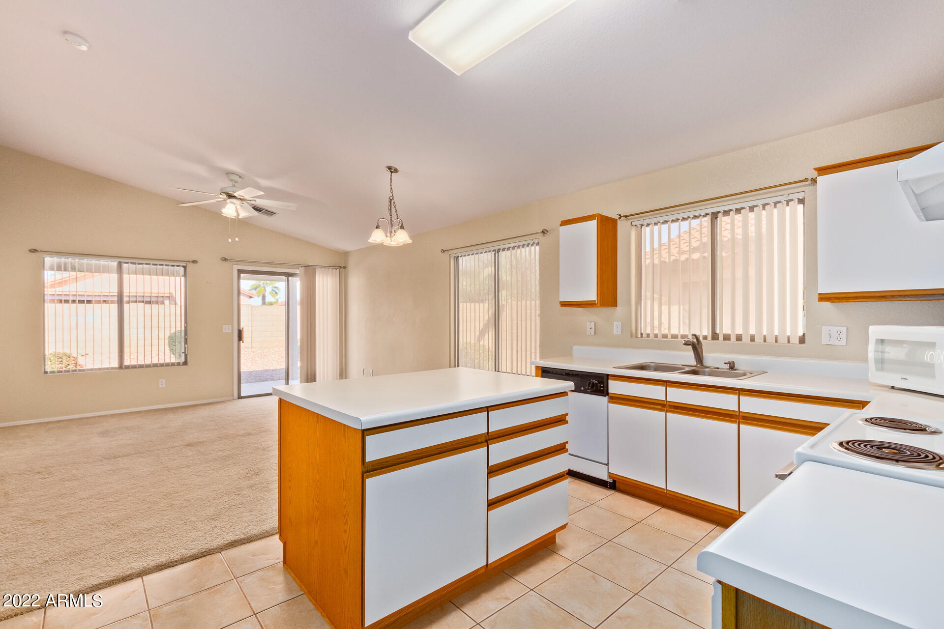 15034 West Redfield Road Surprise, AZ 85379 - Photo 19 of 27 0018-17 - Redfield