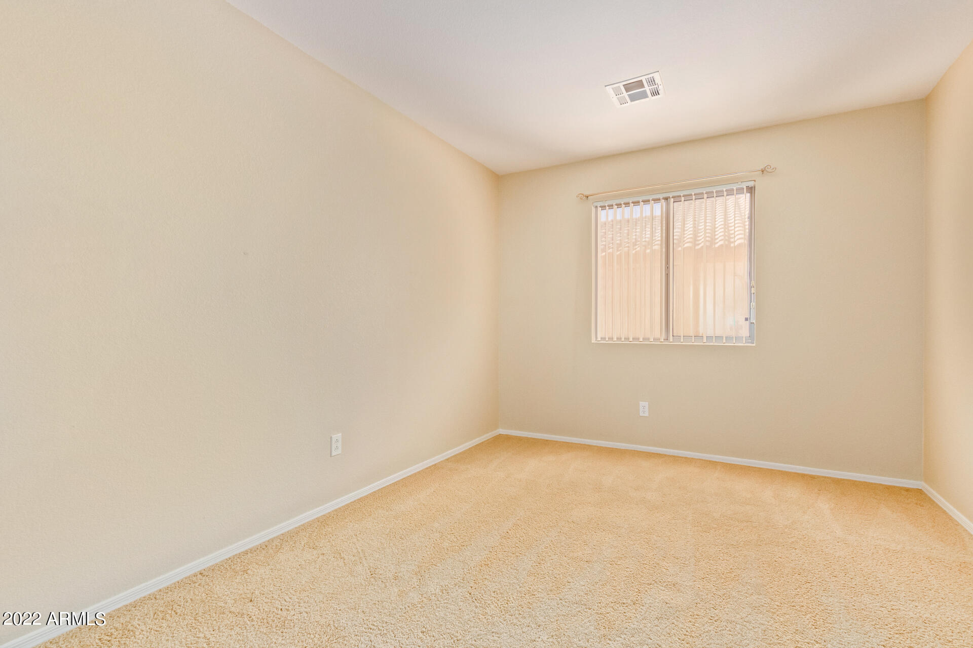 15034 West Redfield Road Surprise, AZ 85379 - Photo 6 of 27 0005-04 - Redfield