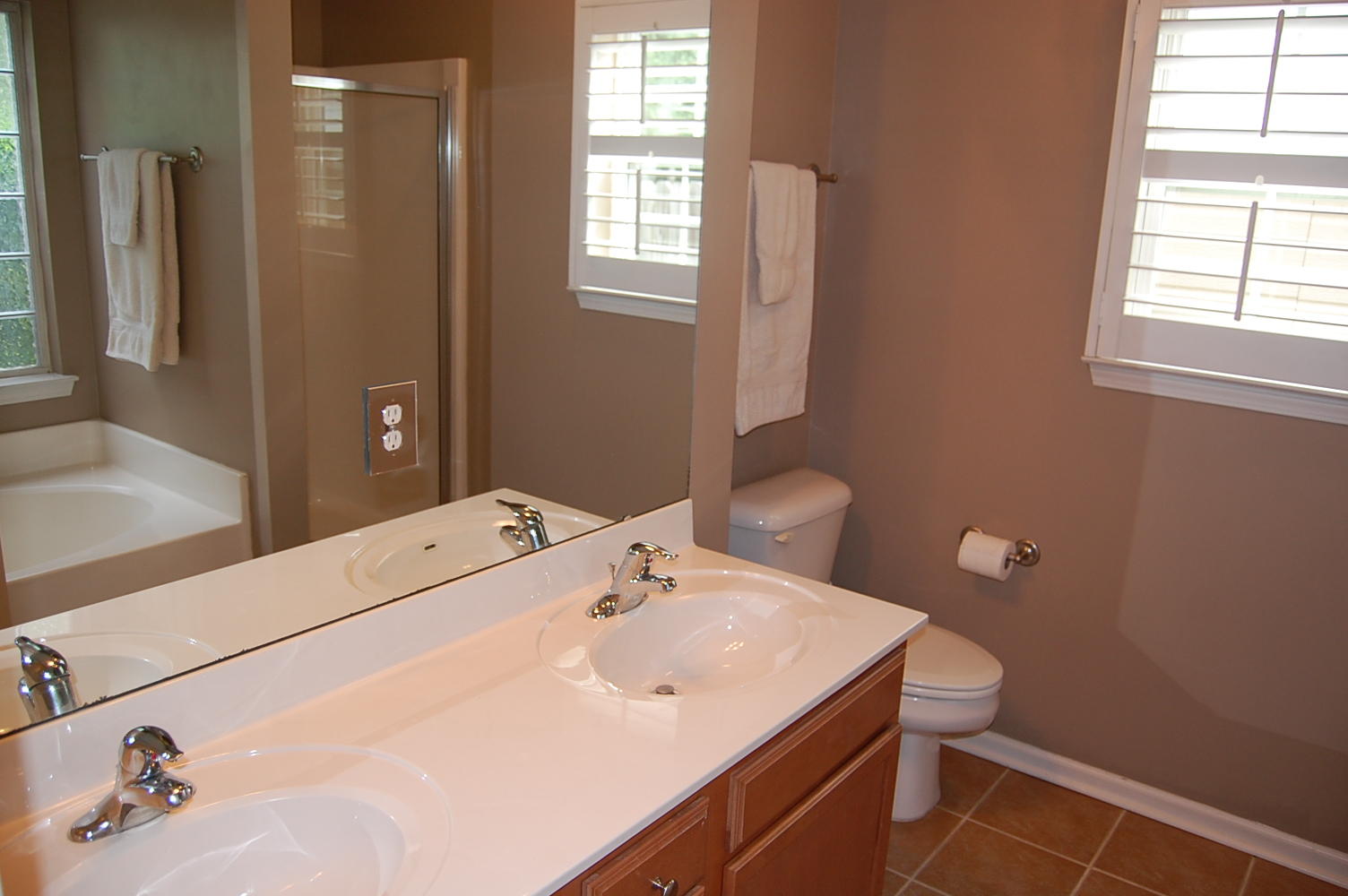2746 August Road Johns Island, SC 29455 - Photo 11 of 20 bathroom