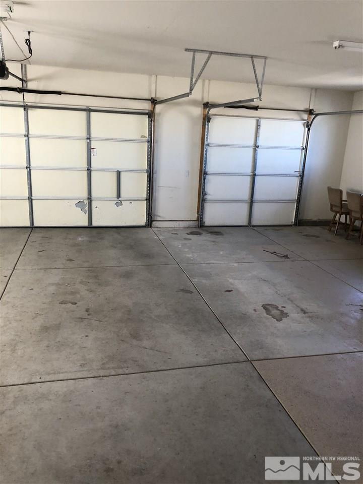 11000 Osage Road Reno, NV 89508 - Photo 10 of 20 a view of a garage