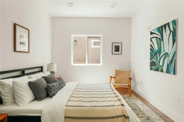 $1,349,000 | 1356 St Louis Avenue, Long Beach, CA 90804