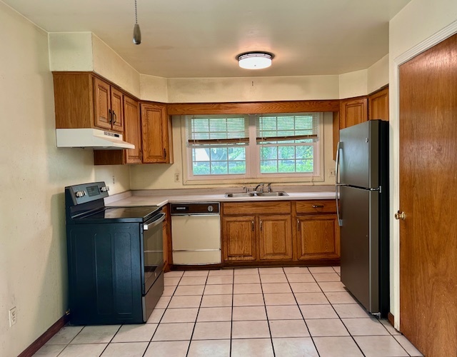 226 Meadows Road South Bourbonnais, IL 60914 - Photo 4 of 12 Gallery Image 4