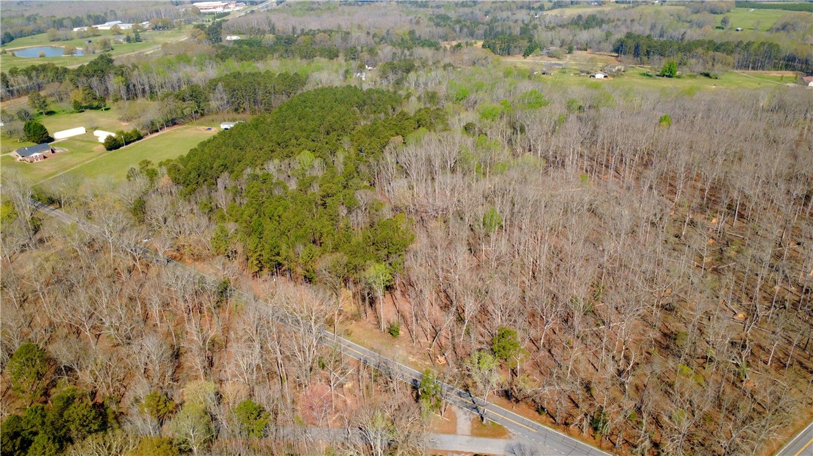 900 Simpson Road Belton, SC 29627 - Photo 4 of 20