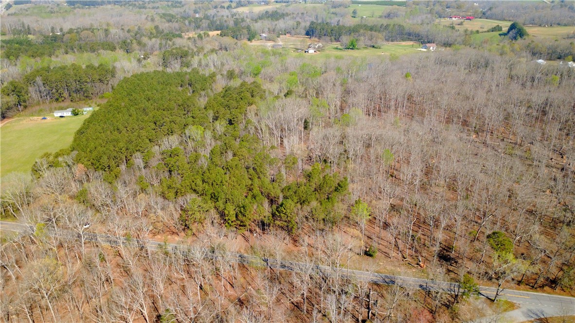 900 Simpson Road Belton, SC 29627 - Photo 6 of 20