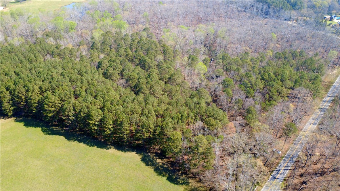 900 Simpson Road Belton, SC 29627 - Photo 7 of 20