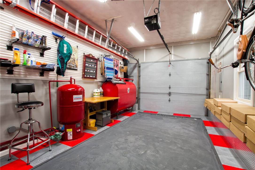 40 Roseneath Avenue Newport, RI 02840 - Photo 23 of 25