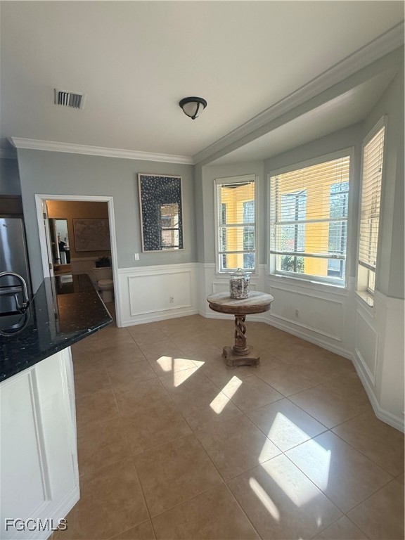 4577 Fairloop Run Lehigh Acres, FL 33973 - Photo 18 of 35 a living room with furniture and a window