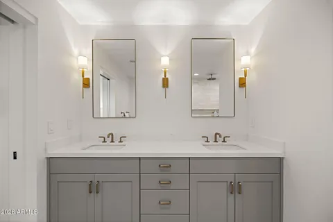 $2,050,000 | 4323 East Whitton Avenue, Phoenix, AZ 85018