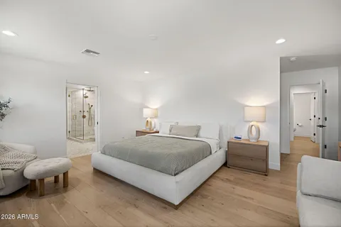 $2,050,000 | 4323 East Whitton Avenue, Phoenix, AZ 85018