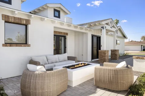 $2,050,000 | 4323 East Whitton Avenue, Phoenix, AZ 85018