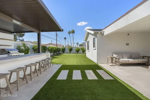 $2,050,000 | 4323 East Whitton Avenue, Phoenix, AZ 85018