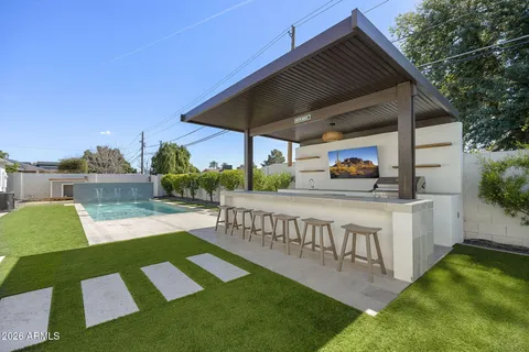 $2,050,000 | 4323 East Whitton Avenue, Phoenix, AZ 85018