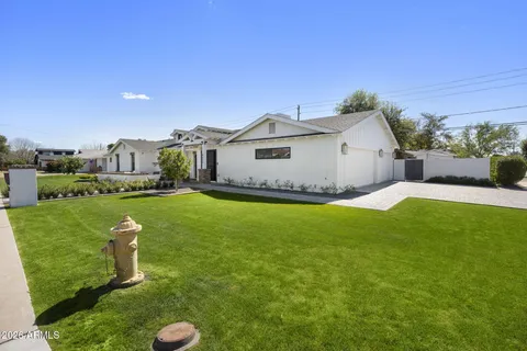 $2,050,000 | 4323 East Whitton Avenue, Phoenix, AZ 85018