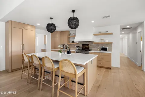 $2,050,000 | 4323 East Whitton Avenue, Phoenix, AZ 85018