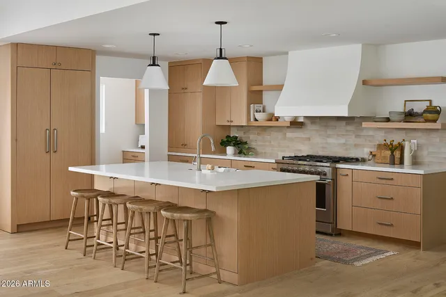 $2,095,000 | 4323 East Whitton Avenue, Phoenix, AZ 85018