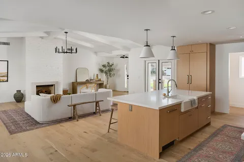 $2,095,000 | 4323 East Whitton Avenue, Phoenix, AZ 85018