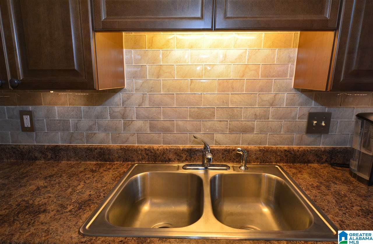4308 Ridgemont Circle Birmingham, AL 35244 - Photo 17 of 40
