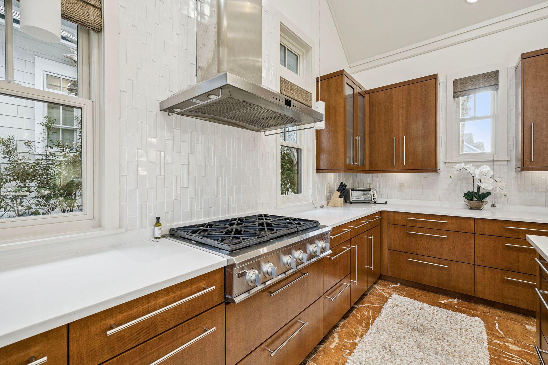 260 Gulf Bridge Lane Watersound, FL 32461 - Photo 16 of 34 Cooktop