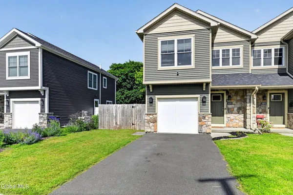 $299,900 | 119 Cannon Street, Green Island, NY 12183