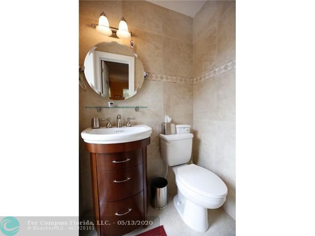 998 Southwest 20th Street Boca Raton, FL 33486 - Photo 16 of 25 Bathroom