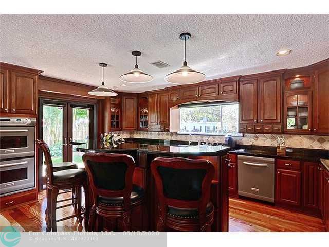 998 Southwest 20th Street Boca Raton, FL 33486 - Photo 21 of 25 Kitchen
