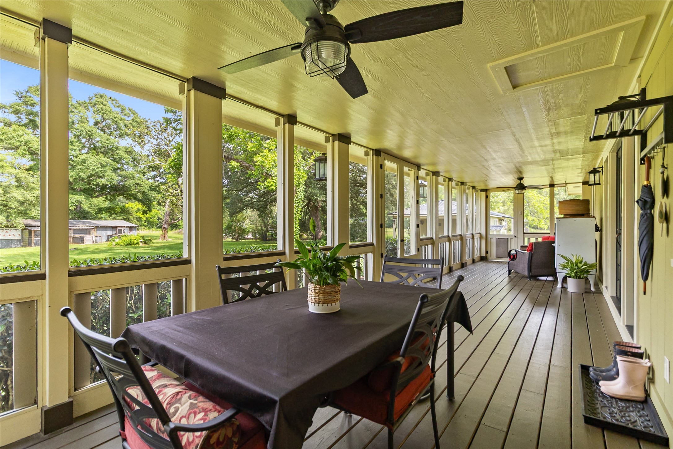 17821 Brown Road Conroe, TX 77306 - Photo 33 of 50 a view of a dining room with furniture window and outside view
