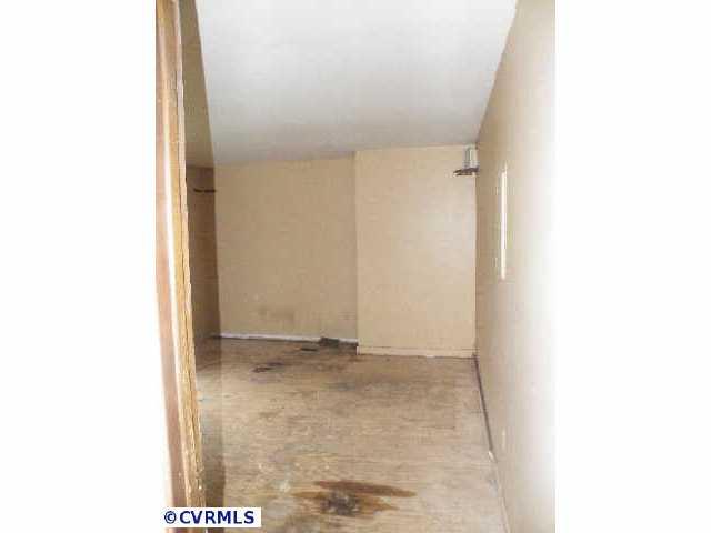 10680 West Providence Road Richmond, VA 23236 - Photo 4 of 5 Other - 1st floor bedroom