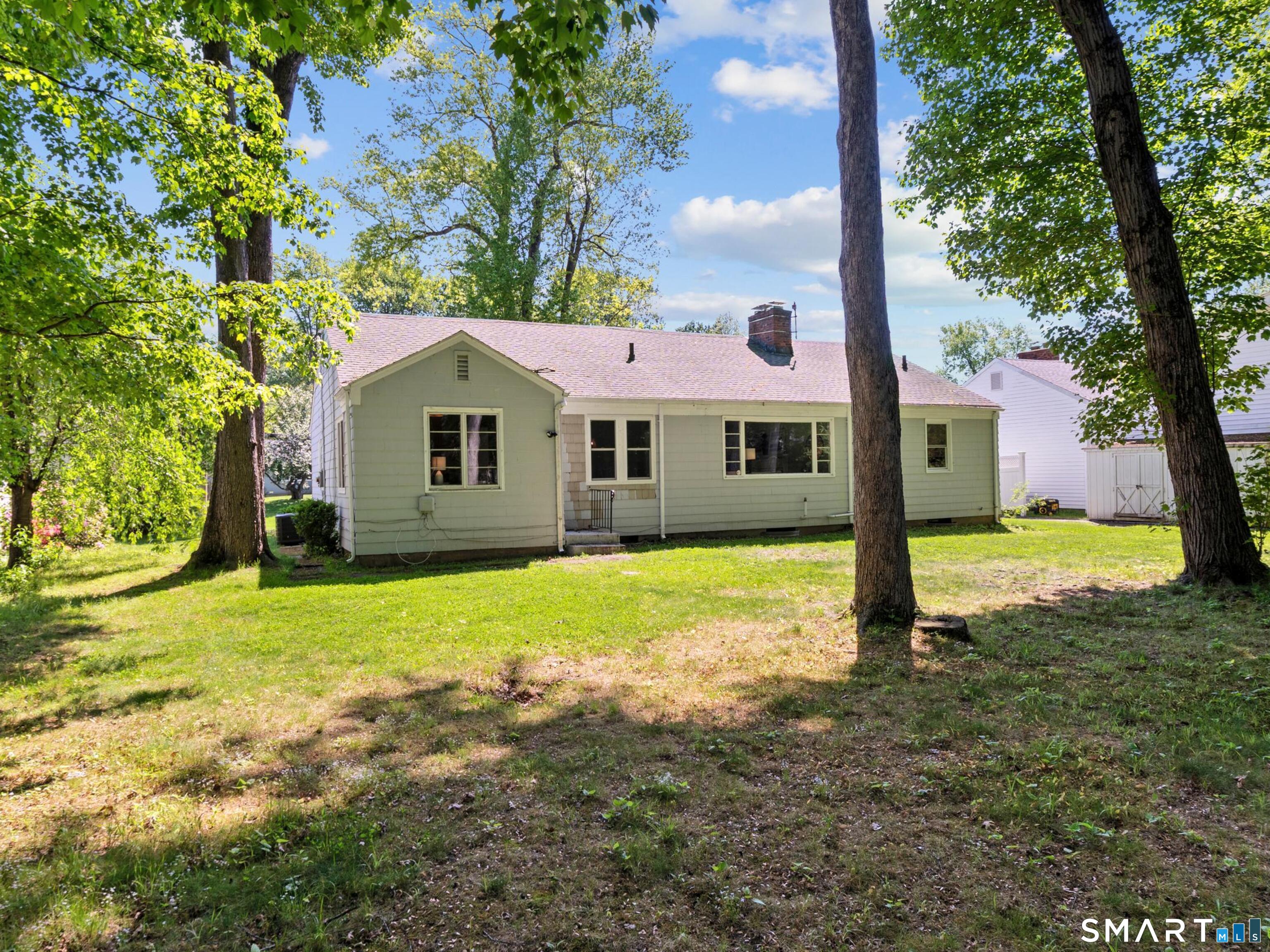 25 Miamis Road West Hartford, CT 06117 - Photo 34 of 38