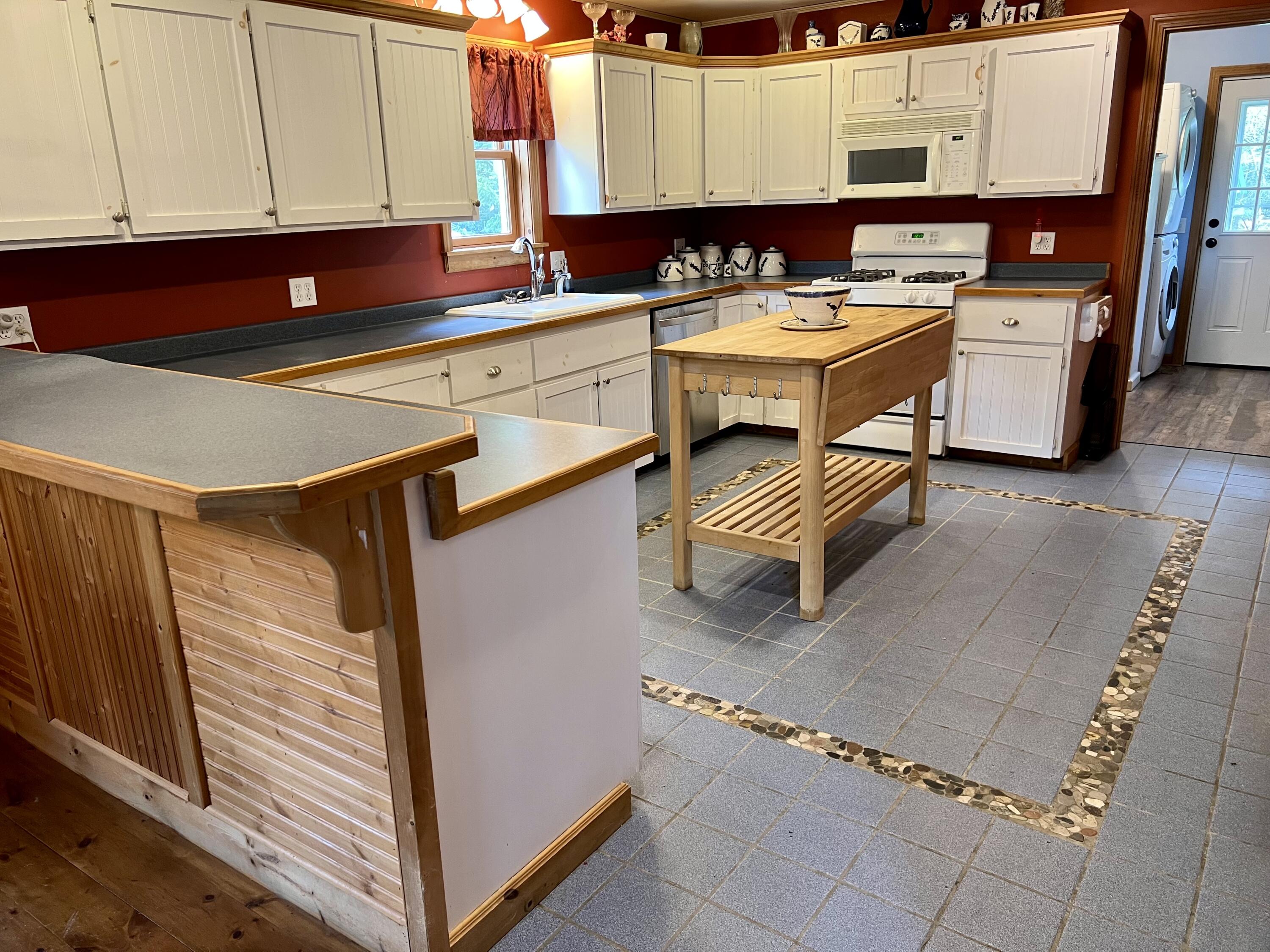 15 Miles Road Seal Cove, ME 04674 - Photo 19 of 64 Kitchen