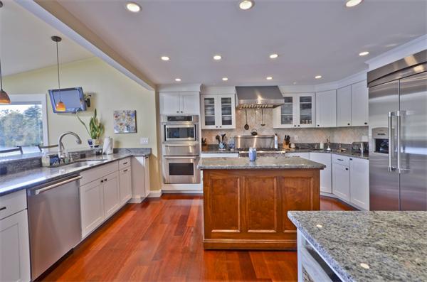 12 Azalea Drive Andover, MA 01810 - Photo 9 of 22 Gallery Image 9