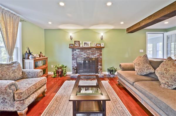 12 Azalea Drive Andover, MA 01810 - Photo 10 of 22 Gallery Image 10
