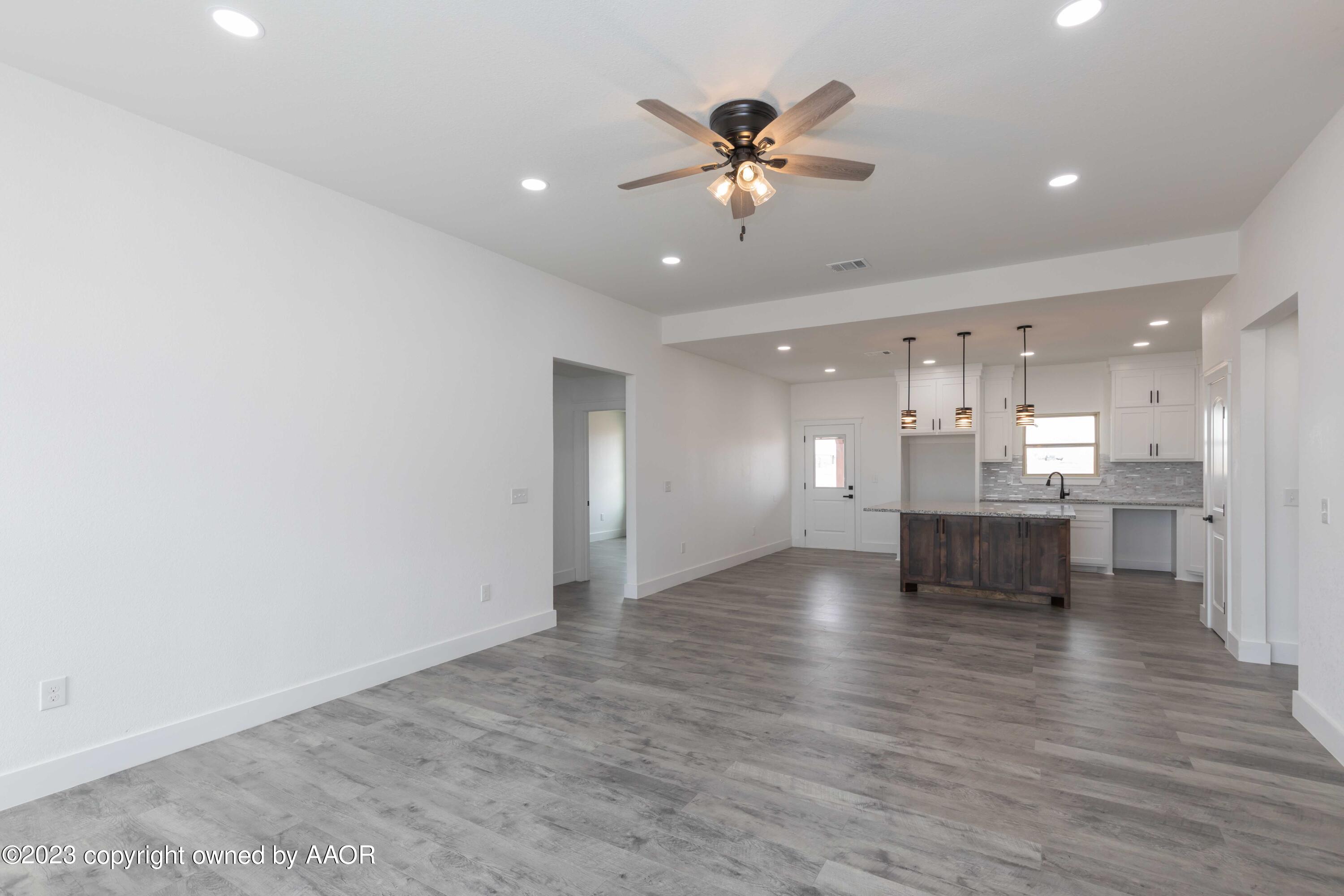 11701 Elk Road Amarillo, TX 79118 - Photo 10 of 39 LIVING ROOM VIEW 6