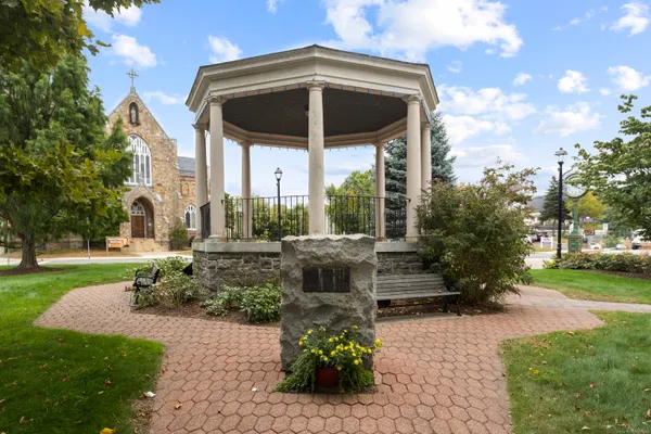 $1,300 | 36 Main Street, Unit G, Thomaston, CT 06787