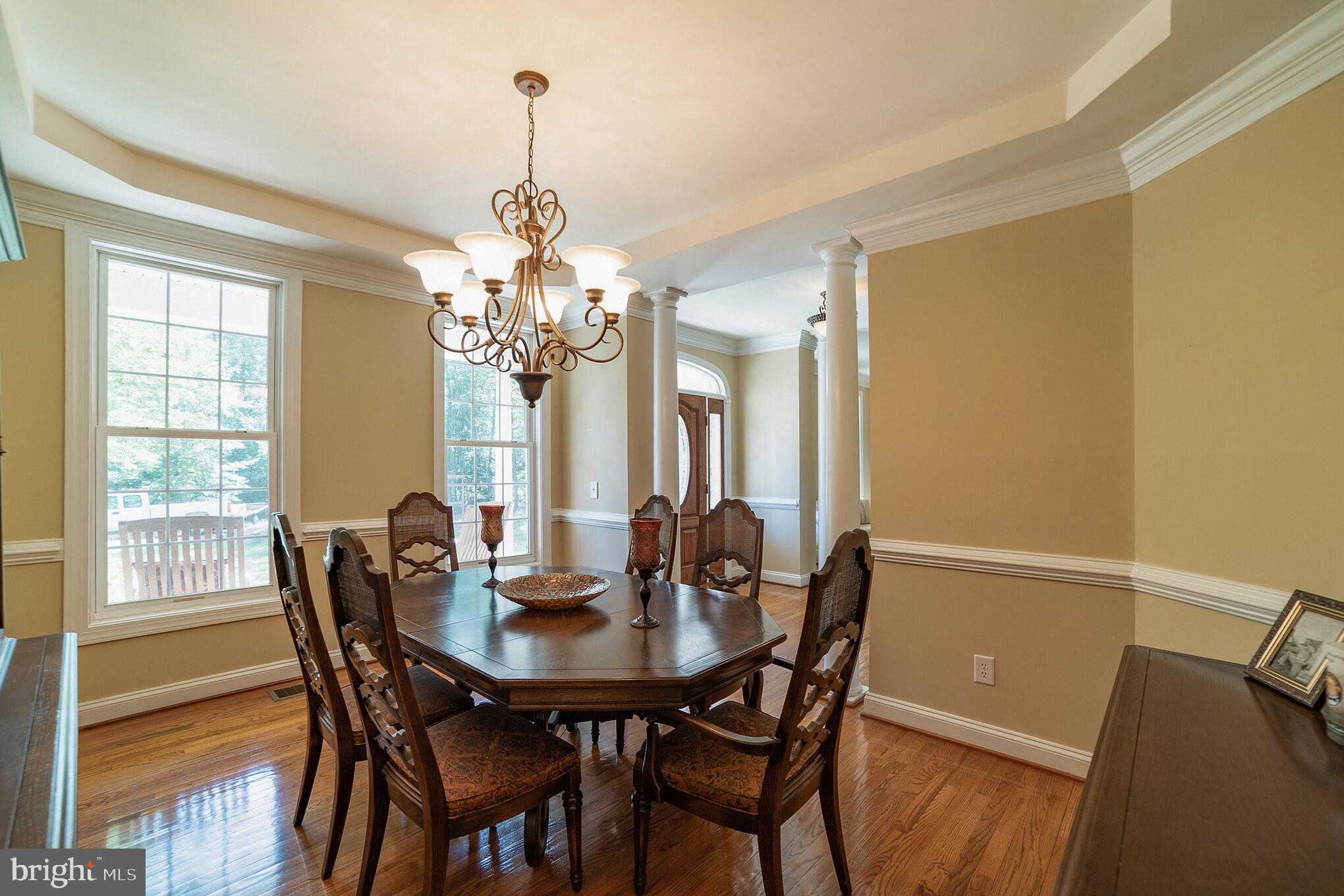 7840 Water Oak Point Road Pasadena, MD 21122 - Photo 8 of 30 GORGEOUS Formal Dining Rm w/Crown Molding & Hrdwds