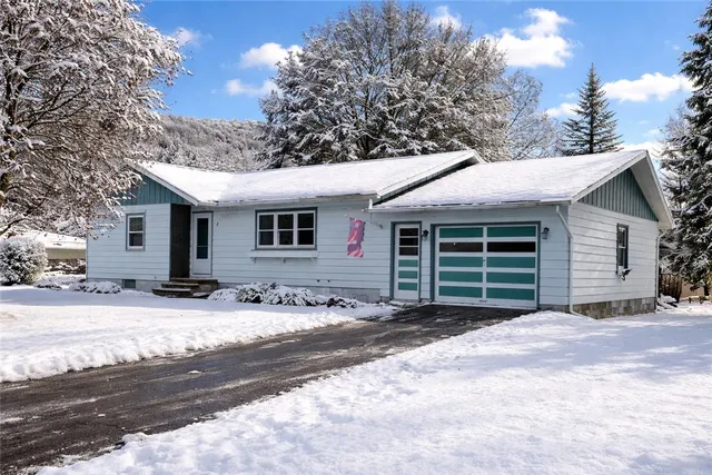 $194,500 | 12 Chenango Avenue, Sherburne, NY 13460