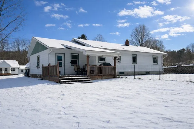 $194,500 | 12 Chenango Avenue, Sherburne, NY 13460
