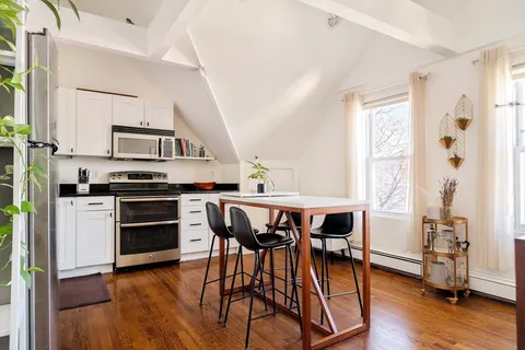 $665,000 | 130 Massachusetts Avenue, Unit 6, Arlington, MA 02474