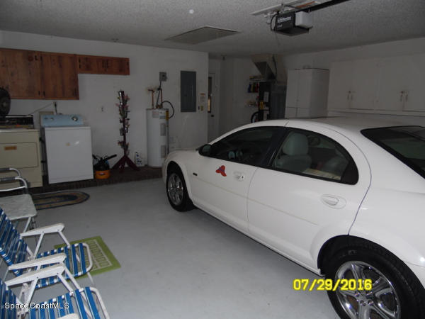 1940 Tallpalm Road Melbourne, FL 32935 - Photo 18 of 22 Garage v2
