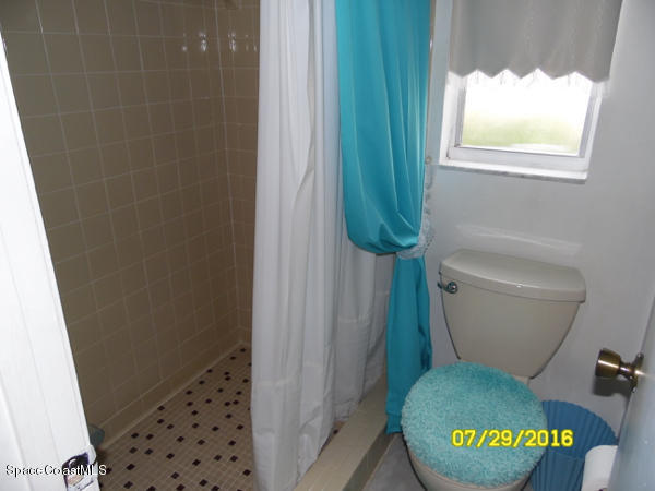 1940 Tallpalm Road Melbourne, FL 32935 - Photo 10 of 22 Master Bath