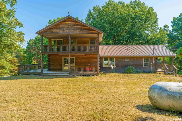 $399,900 | 759 400 North, Winchester, IL 62694