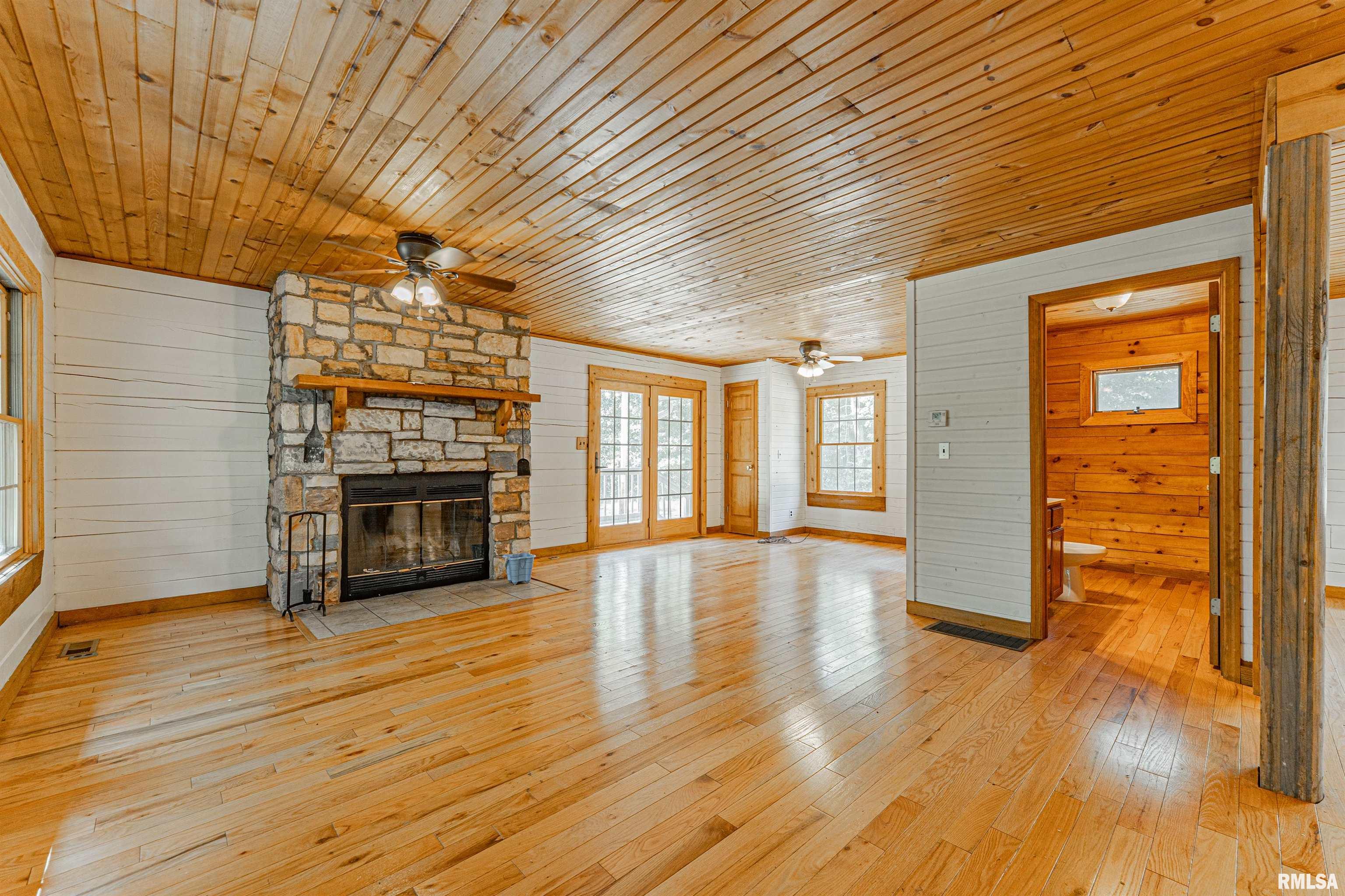 759 400 North Winchester, IL 62694 - Photo 13 of 38