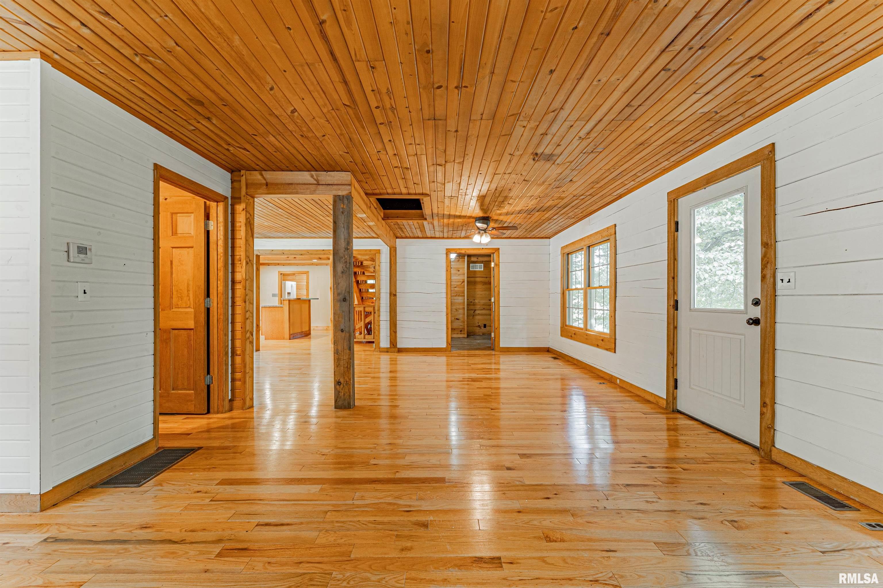 759 400 North Winchester, IL 62694 - Photo 16 of 38