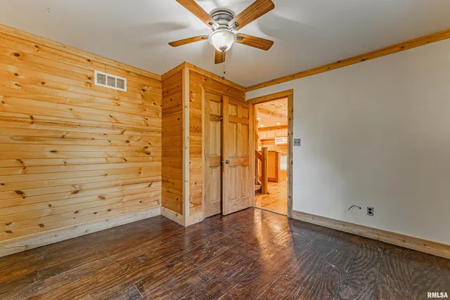 $399,900 | 759 400 North, Winchester, IL 62694