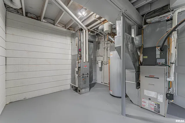 $399,900 | 759 400 North, Winchester, IL 62694