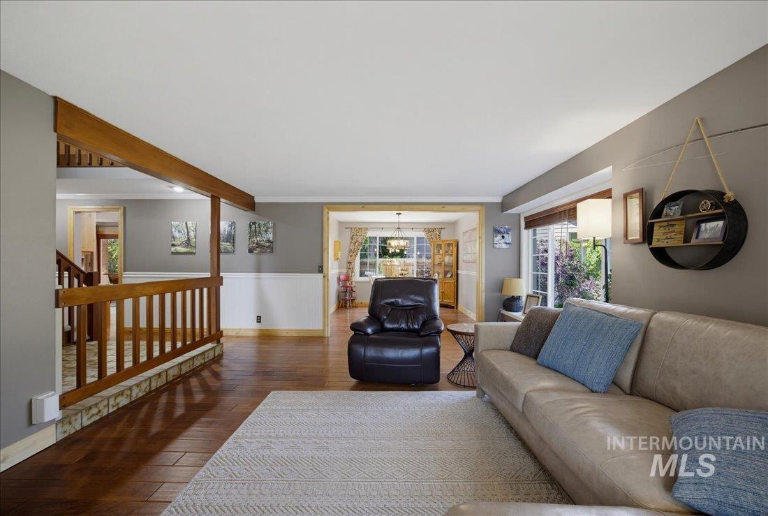 2779 South Falling Brook Way Boise, ID 83706 - Photo 8 of 49