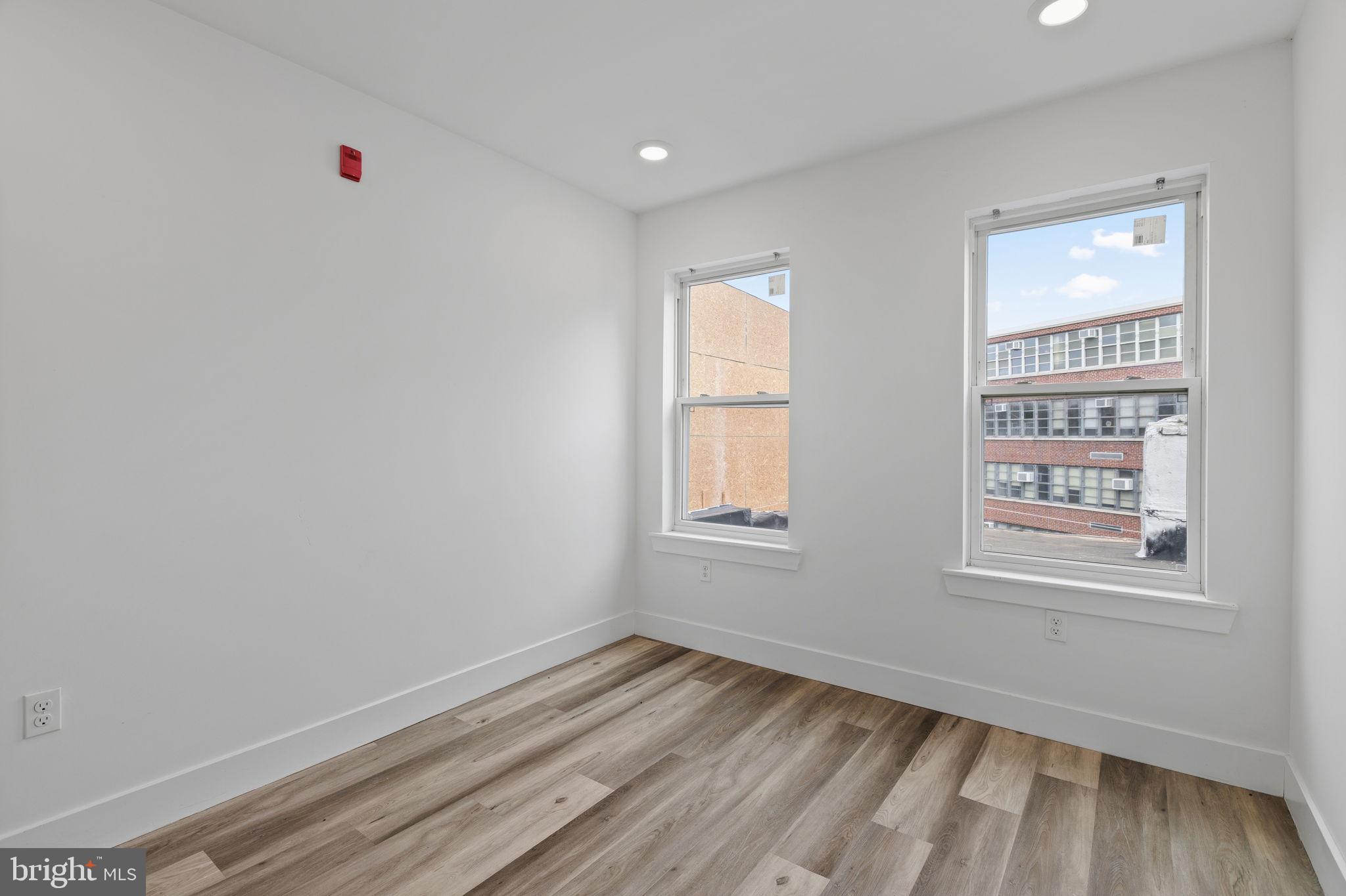 3207 Ridge Avenue Philadelphia, PA 19132 - Photo 5 of 32 Gallery Image 5